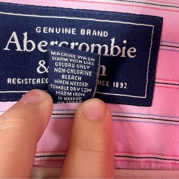 Sz L Abercrombie & Fitch Pink Pinstripe button up shirt $59 MSRP - Picture 7 of 8